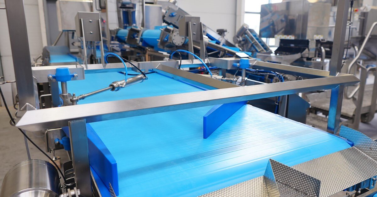 EHEDG specification production line with angled surfaces